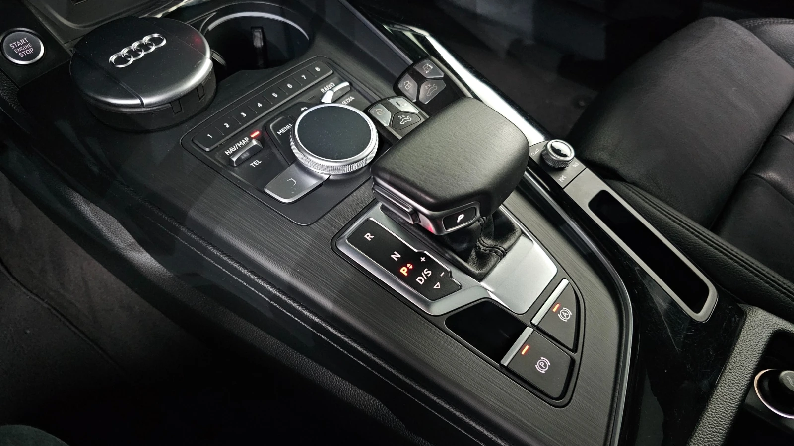 Audi A5 2.0 45TFSI Quattro , снимка 8 - Автомобили и джипове - 56163236