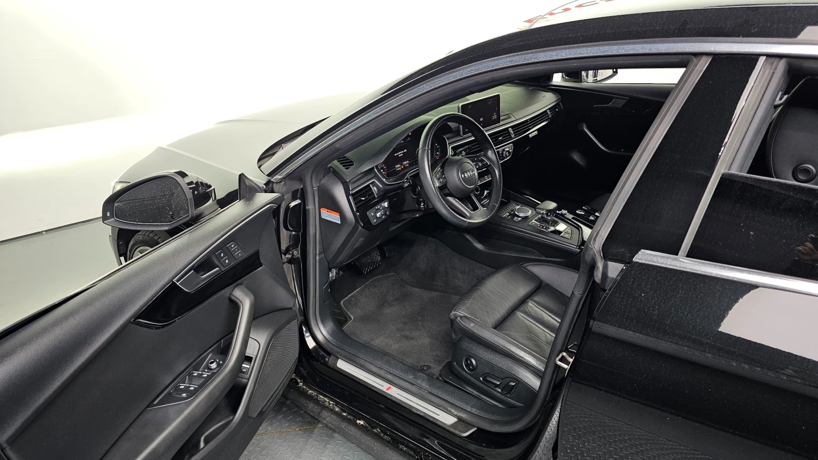 Audi A5 2.0 45TFSI Quattro , снимка 9 - Автомобили и джипове - 56163236