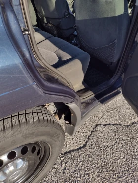 Mazda Tribute | Mobile.bg � ����� ������ 8