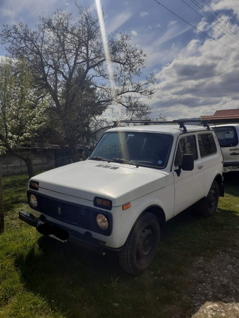 Lada Niva Джип, снимка 2 - Автомобили и джипове - 45989718