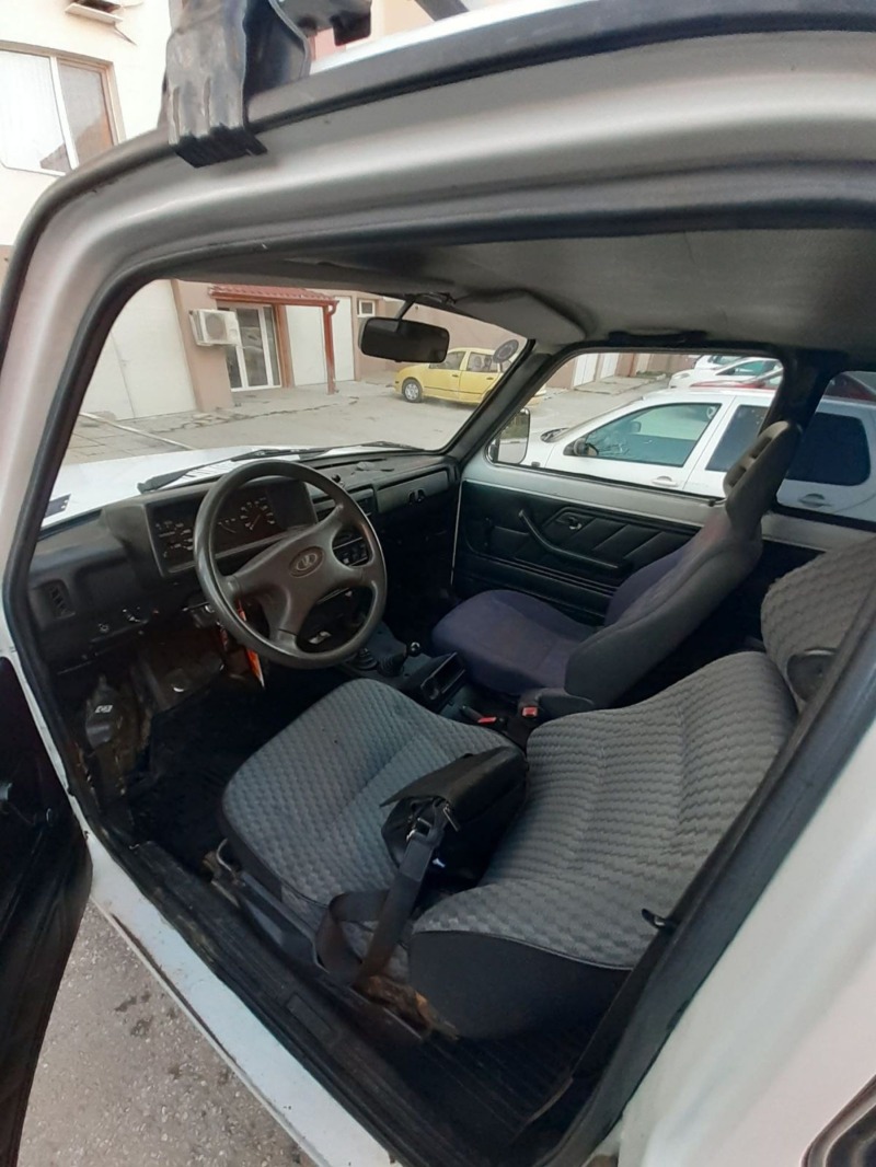 Lada Niva Джип, снимка 12 - Автомобили и джипове - 45989718