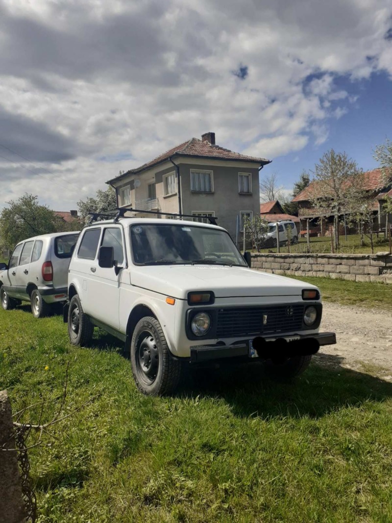 Lada Niva Джип, снимка 6 - Автомобили и джипове - 45989718