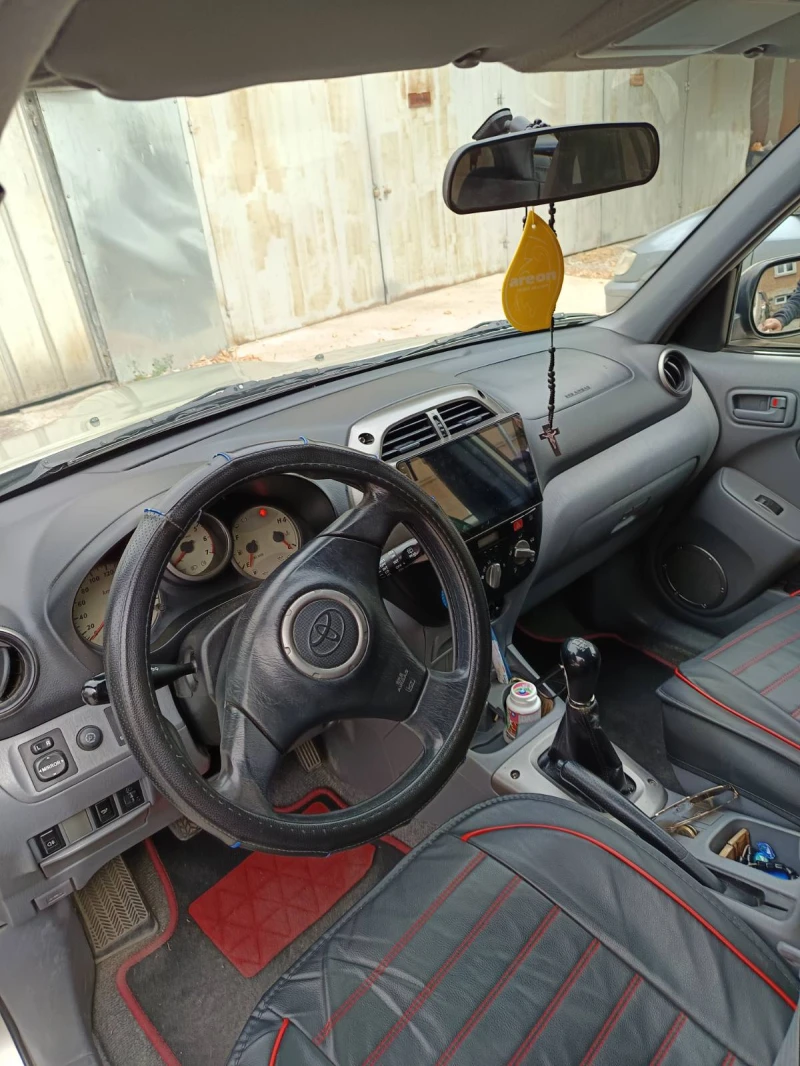 Toyota Rav4, снимка 7 - Автомобили и джипове - 47809493