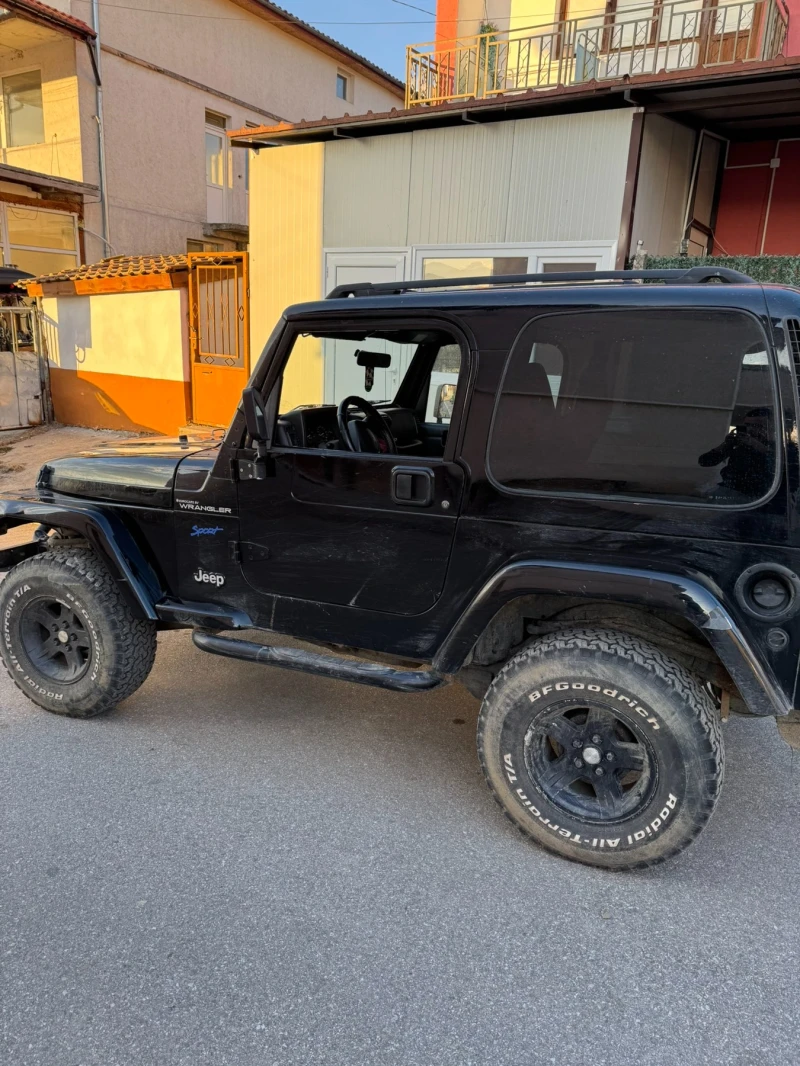 Jeep Wrangler, снимка 4 - Автомобили и джипове - 49200497