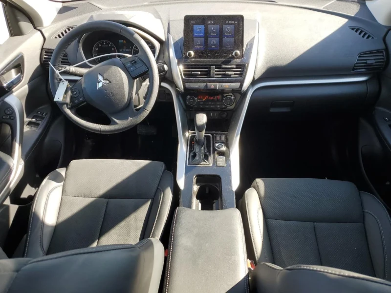 Mitsubishi Eclipse Cross, снимка 8 - Автомобили и джипове - 49450659