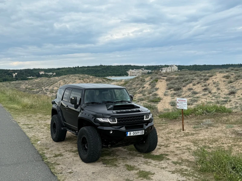 Toyota Fj cruiser УНИКАТ Supercharger , снимка 2 - Автомобили и джипове - 51231036