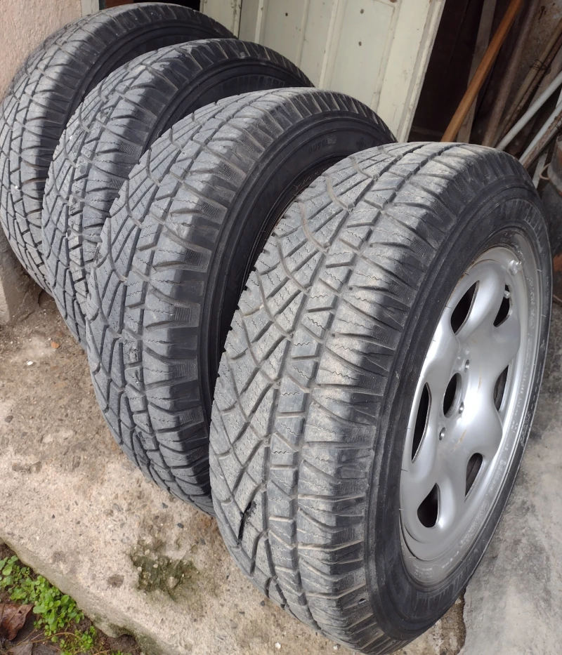 Mazda Tribute, снимка 17 - Автомобили и джипове - 52926797