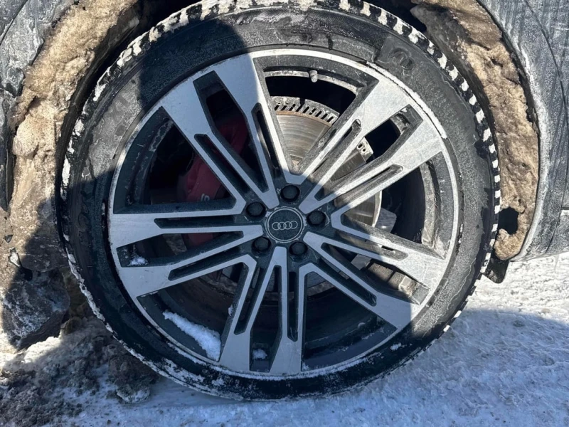 Audi SQ5 * Progressiv * CARFAX * ДИСТРОНИК * ПОДГРЕВИ, снимка 7 - Автомобили и джипове - 53329610