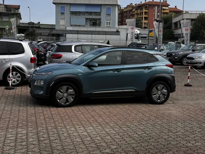 Hyundai Kona 40 kwa, снимка 2 - Автомобили и джипове - 52377867