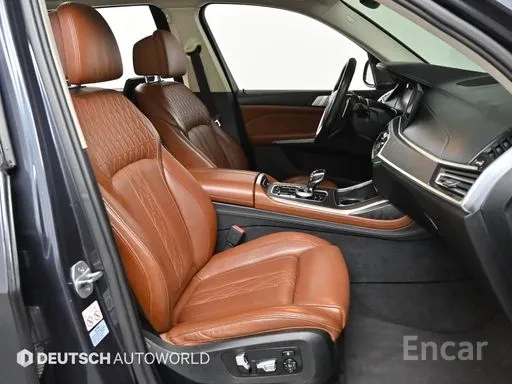 BMW X7 * DISTRONIC * HARMAN KARDON * 360, снимка 5 - Автомобили и джипове - 54425700