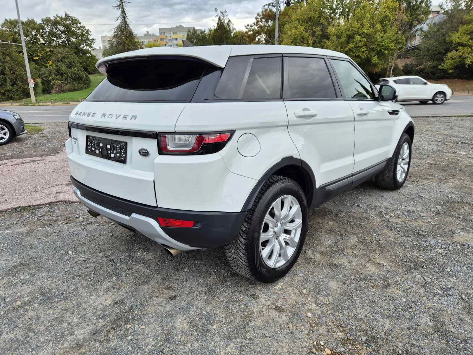 Land Rover Range Rover Evoque 2.0d - изображение 5