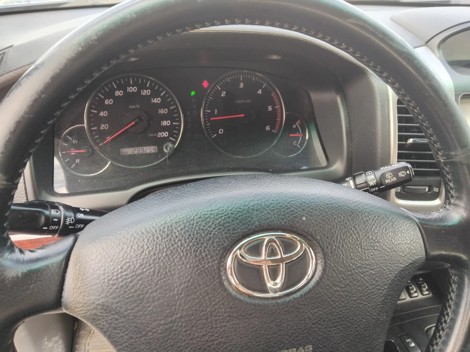 Toyota Land cruiser  - изображение 10