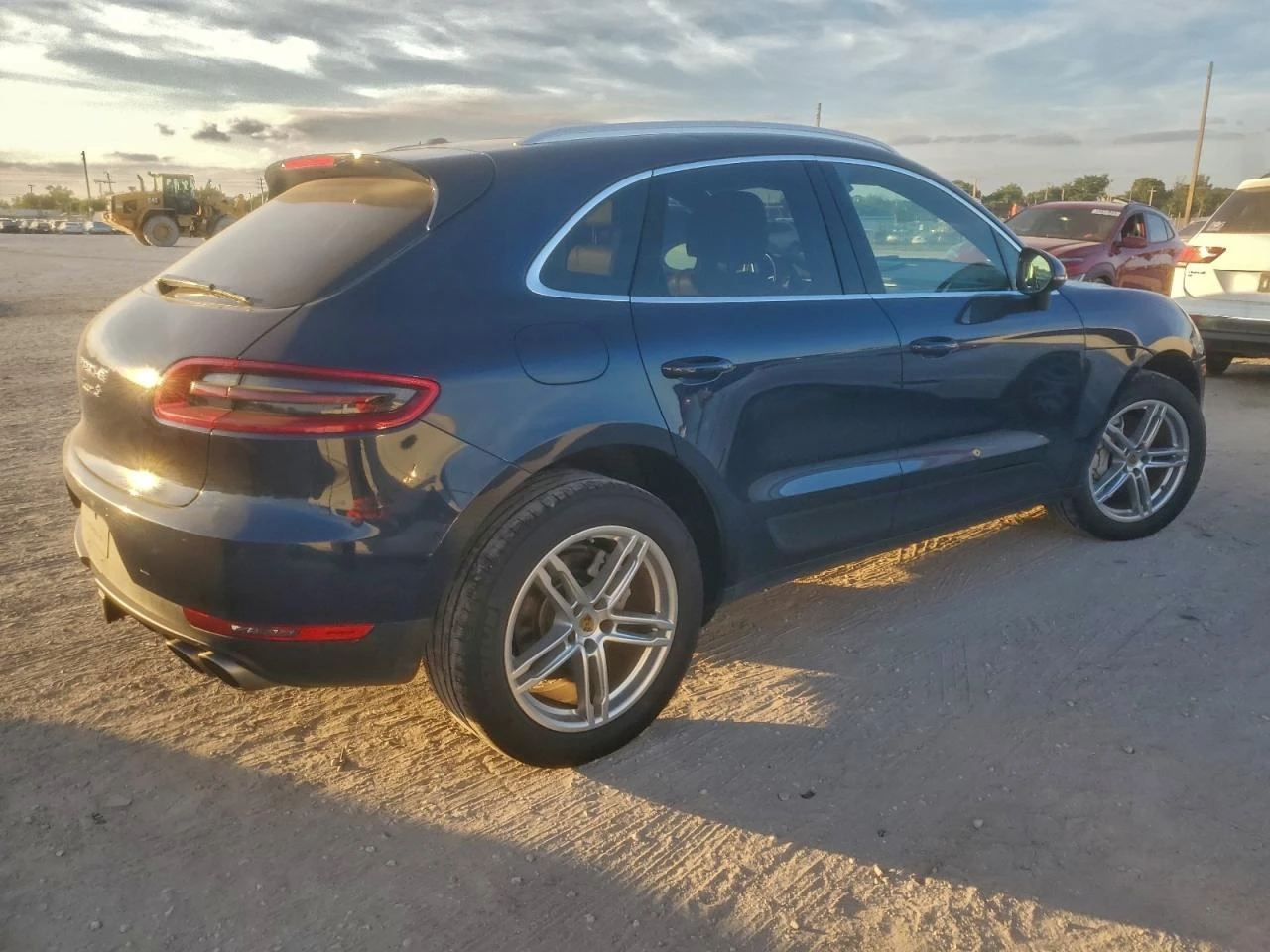 Porsche Macan 3.0 V6 TURBO AWD PDK ОБДУХВАНЕ БЕЖОВА КОЖА - изображение 3