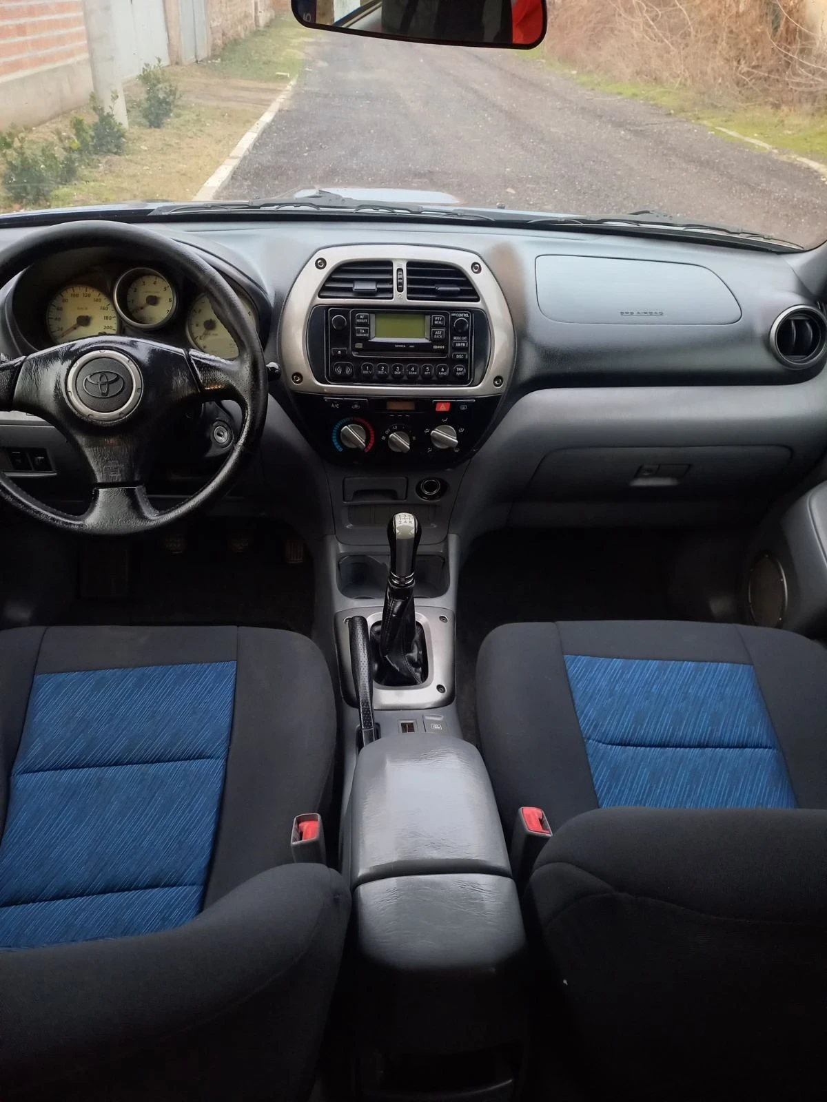 Toyota Rav4  - изображение 4