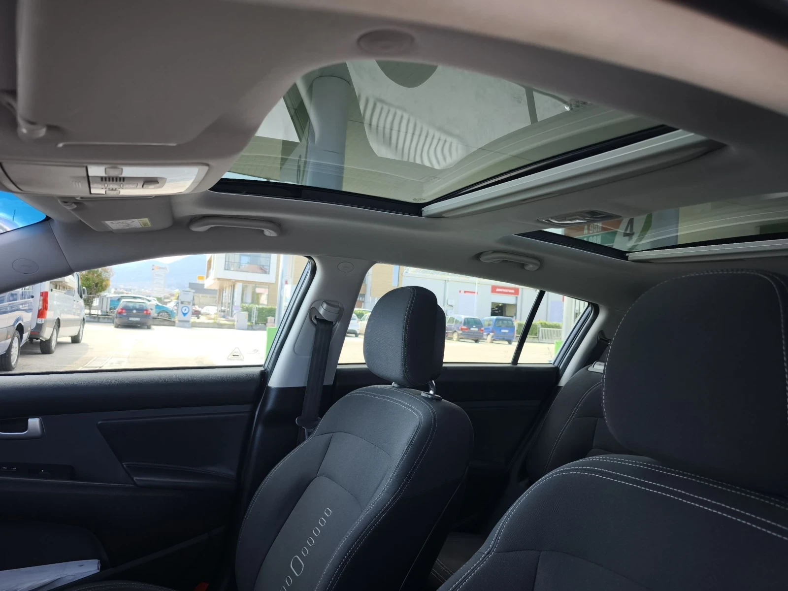 Kia Sportage 1.6i LPG FACE FULL SERVICE NEW !!!, снимка 12 - Автомобили и джипове - 54148957