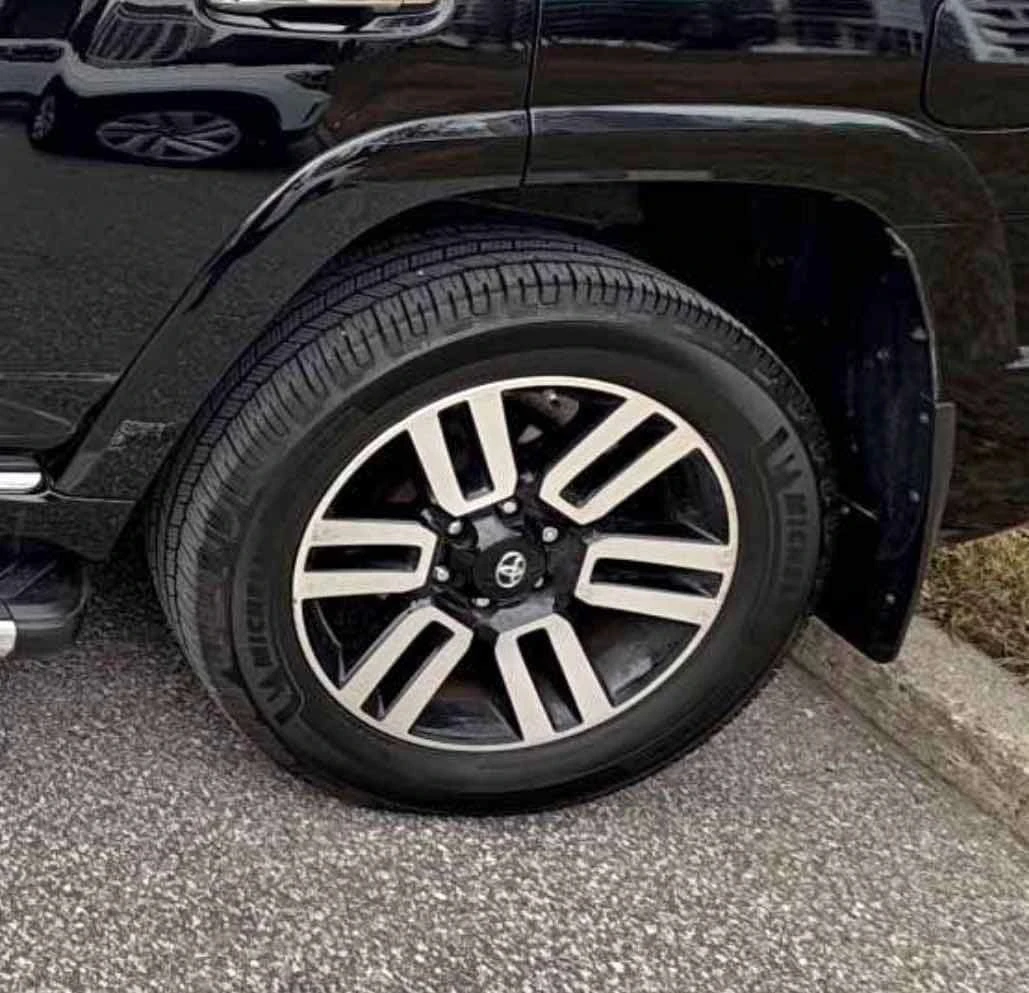 Toyota 4runner * 4WD * PANO* KEYLESS* ПОДГРЕВ* , снимка 7 - Автомобили и джипове - 54376652