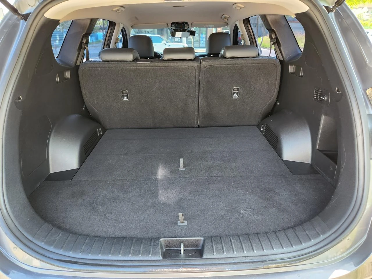 Hyundai Santa fe 2.2d AWD* Обдух* Подгреви* Пано , снимка 17 - Автомобили и джипове - 54691473