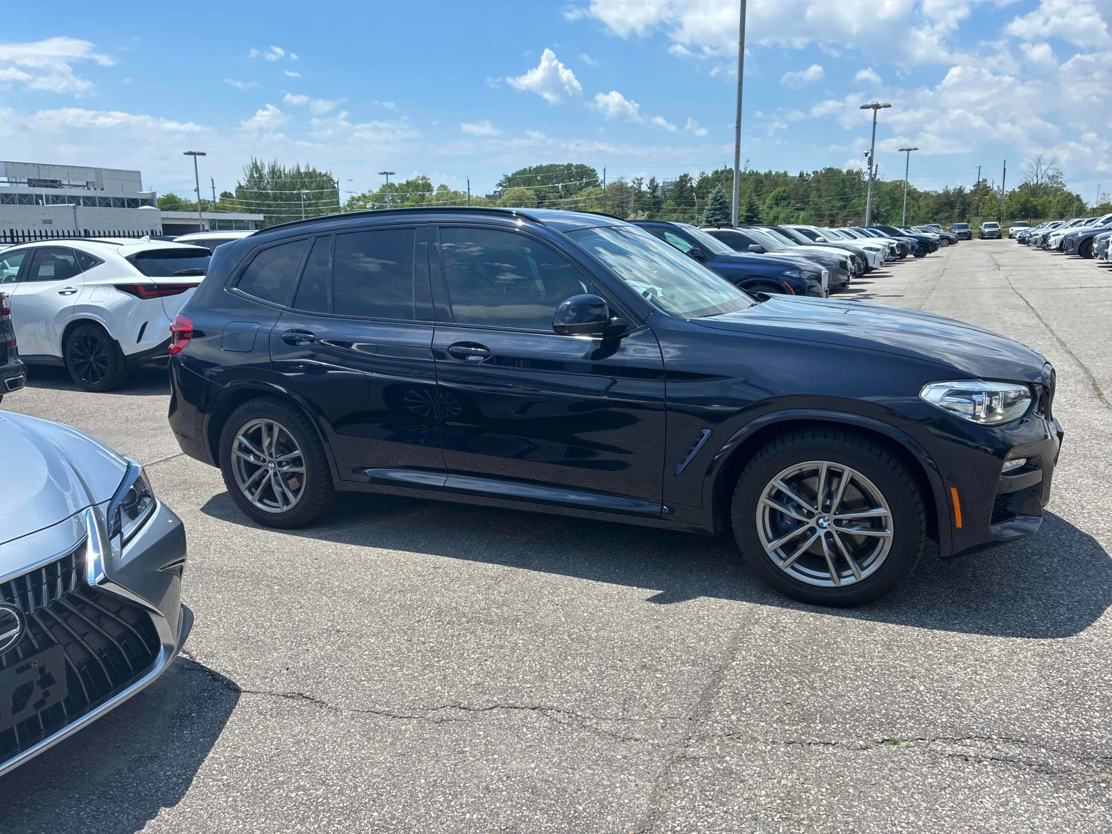 BMW X3 xDrive30i * Keyless * CARFAX * АВТО КРЕДИТ * , снимка 4 - Автомобили и джипове - 54949752