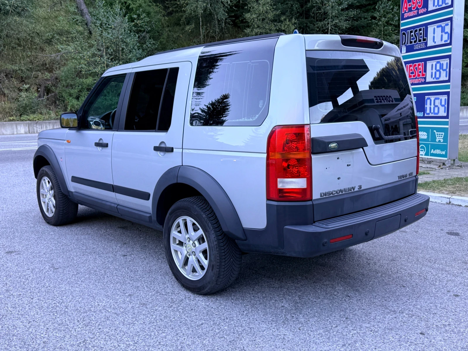 Land Rover Discovery 2.7TDV6* HSE* ИТАЛИЯ* 2КЛЮЧА* , снимка 3 - Автомобили и джипове - 55711707