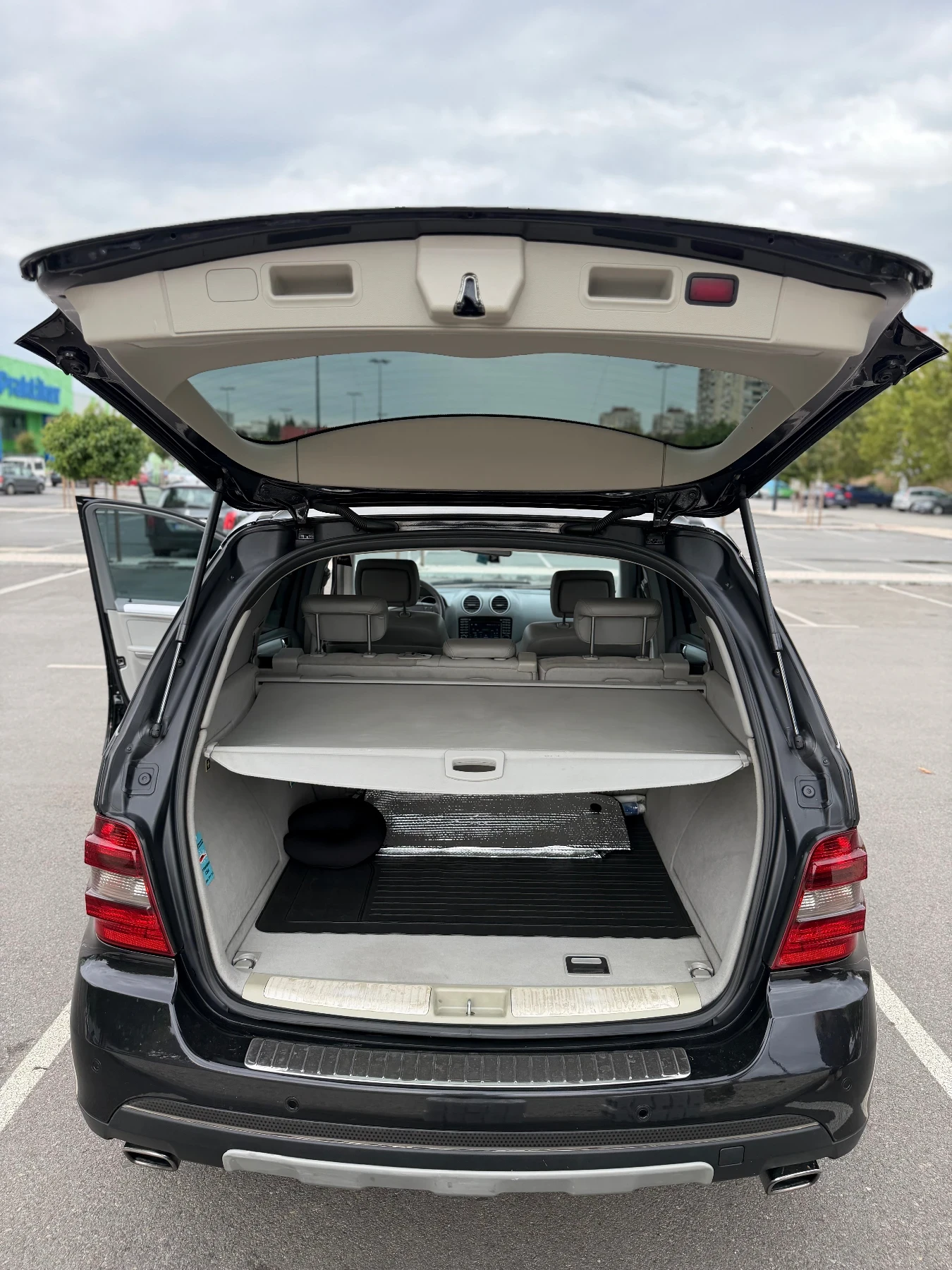 Mercedes-Benz ML 320, снимка 16 - Автомобили и джипове - 56272397