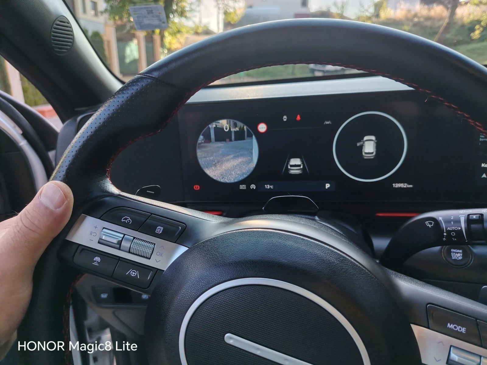Hyundai Kona, снимка 13 - Автомобили и джипове - 56554894