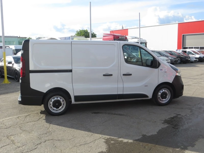 Opel Vivaro 1, 6 BITURBO, снимка 5 - Бусове и автобуси - 40884228