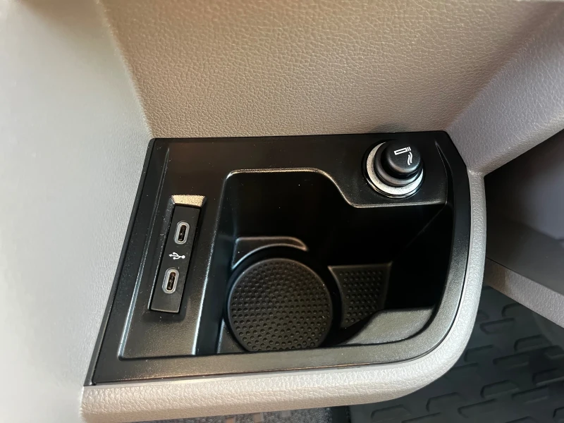 VW T6 2.0TDI/MAXI/СЕРВИЗНА ИСТОРИЯ/УНИКАТ, снимка 13 - Бусове и автобуси - 51443351