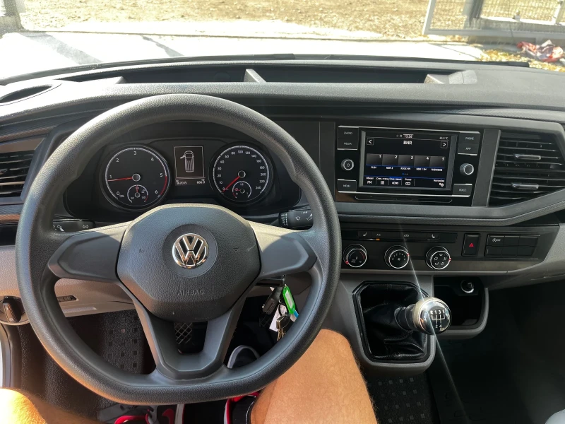 VW T6 2.0TDI/MAXI/СЕРВИЗНА ИСТОРИЯ/УНИКАТ, снимка 10 - Бусове и автобуси - 51443351
