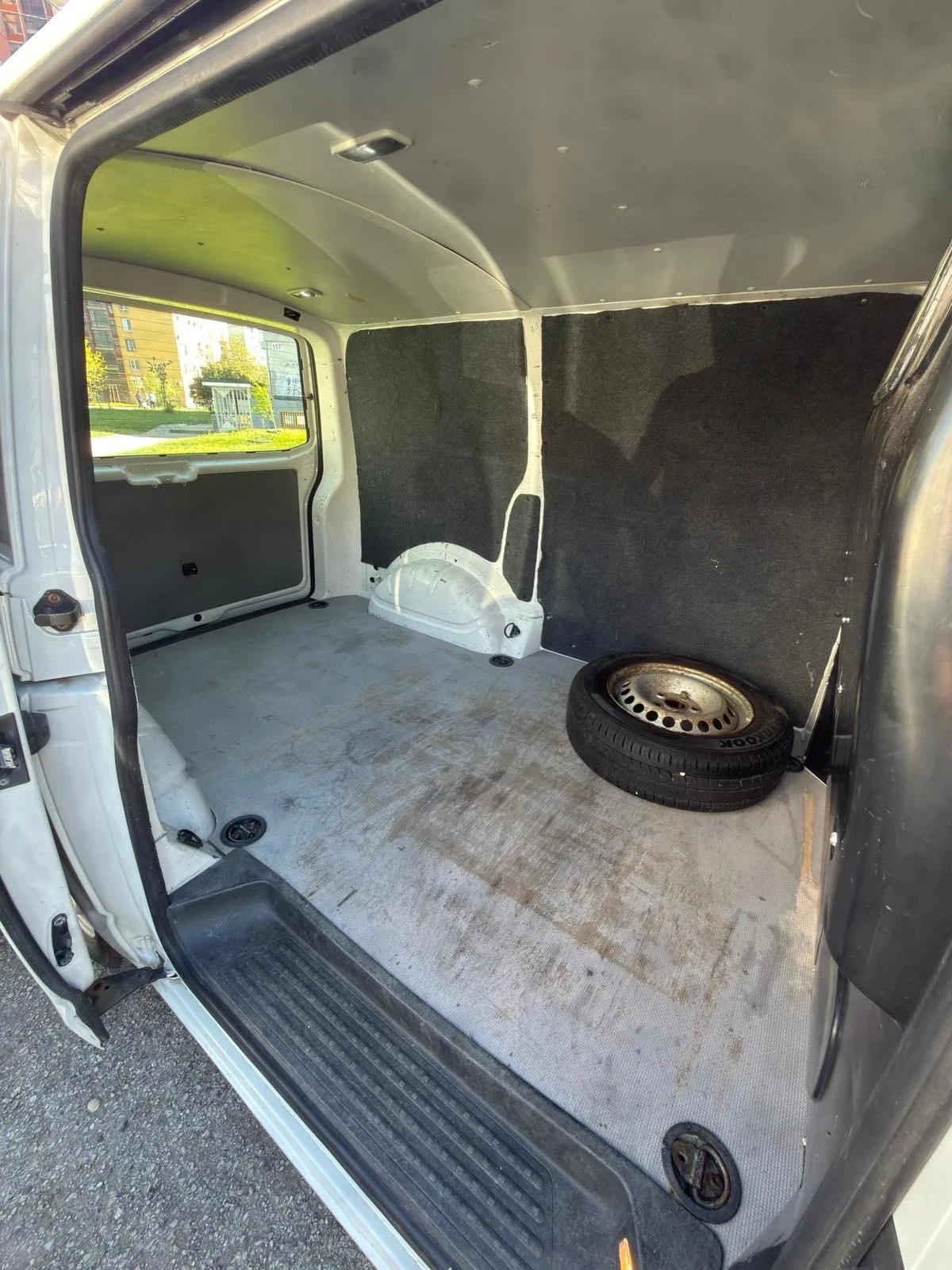 VW Transporter, снимка 8 - Бусове и автобуси - 54334957