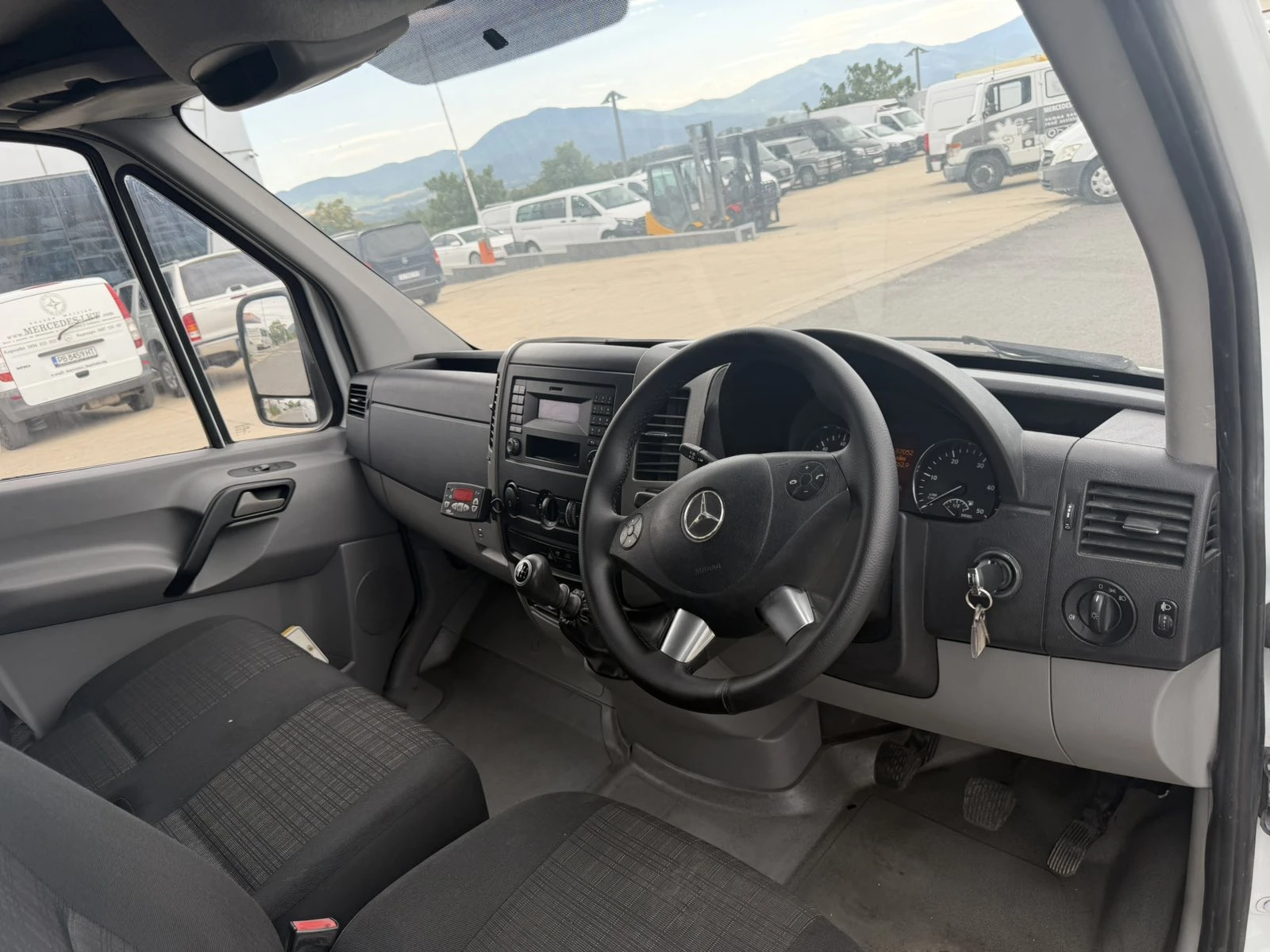 Mercedes-Benz Sprinter 314 Хладилен/Дълга База /Гаранция, снимка 6 - Бусове и автобуси - 55446807