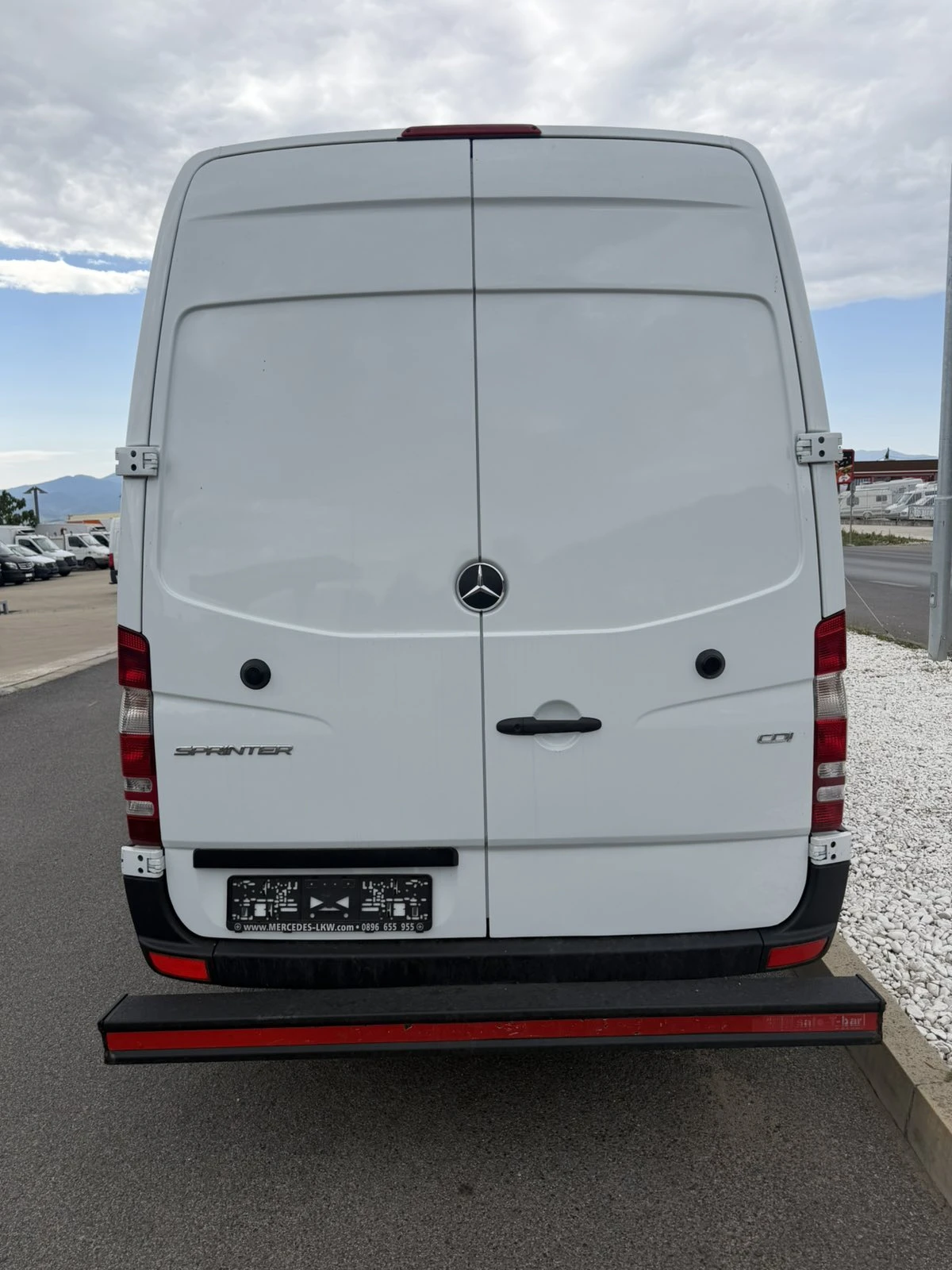 Mercedes-Benz Sprinter 314 Хладилен/Дълга База /Гаранция, снимка 4 - Бусове и автобуси - 55446807