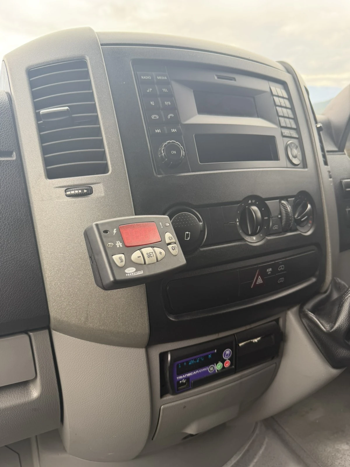 Mercedes-Benz Sprinter 314 Хладилен/Дълга База /Гаранция, снимка 11 - Бусове и автобуси - 55446807