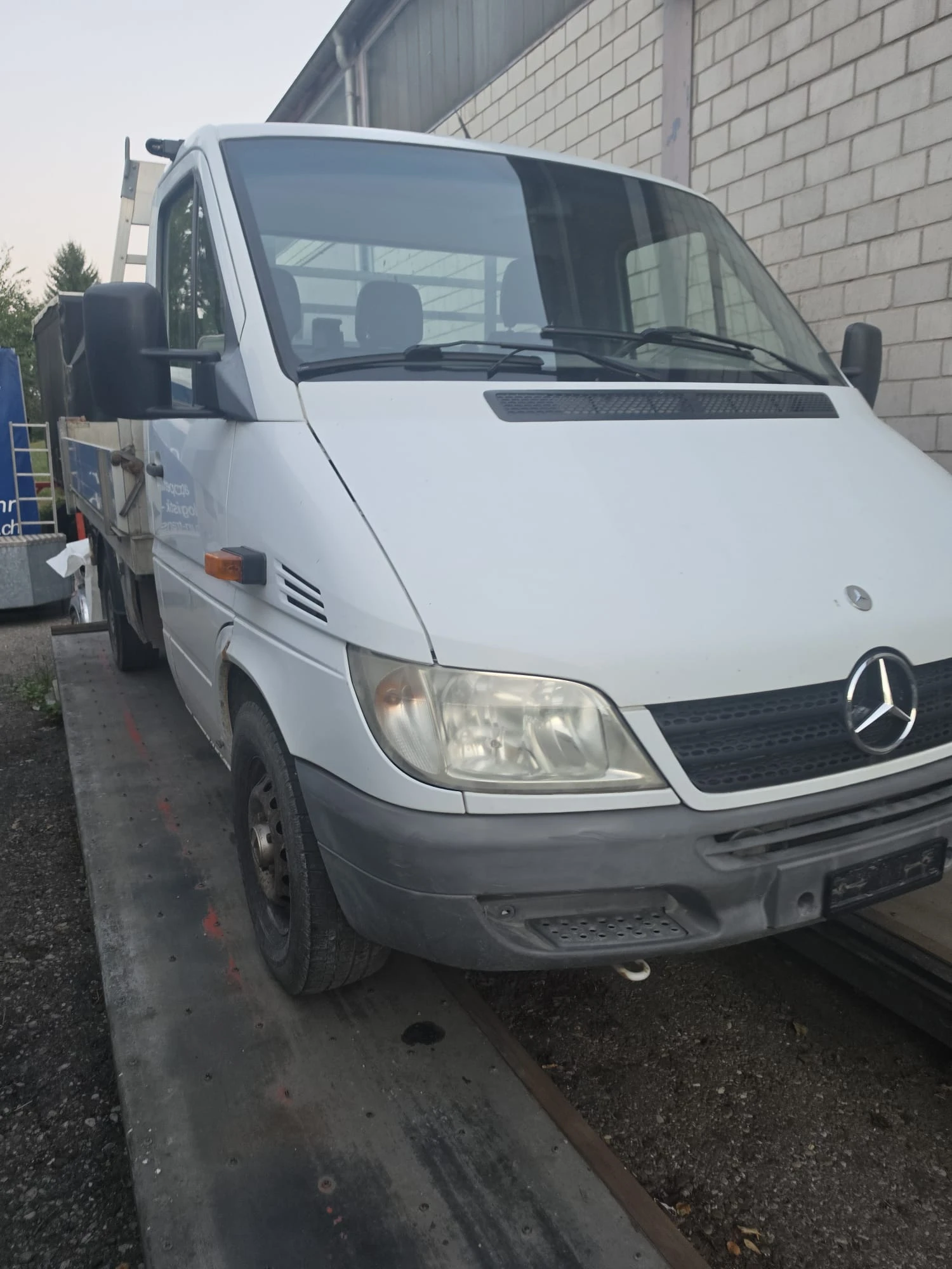 Mercedes-Benz Sprinter 411 НОВ ВНОС ОТ ШВЕЙЦАРИЯ, снимка 2 - Бусове и автобуси - 55661009