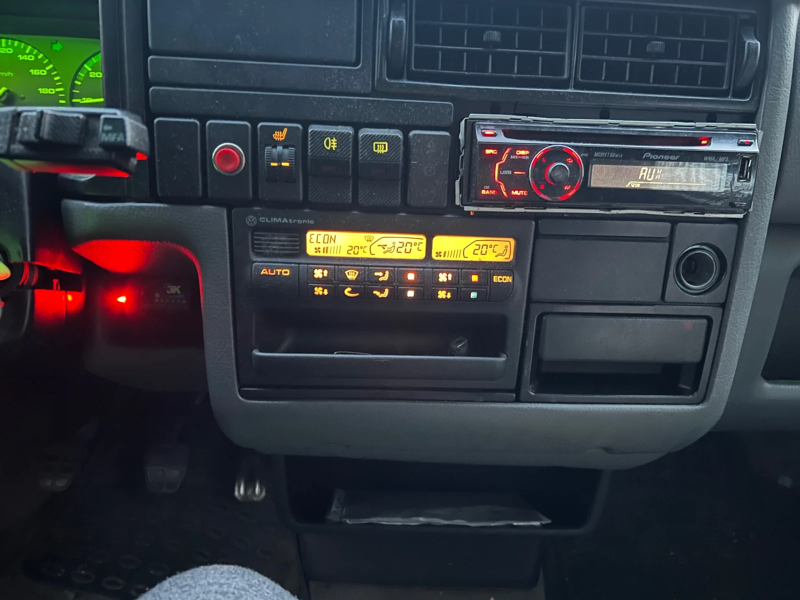 VW Multivan, снимка 5 - Бусове и автобуси - 56510733