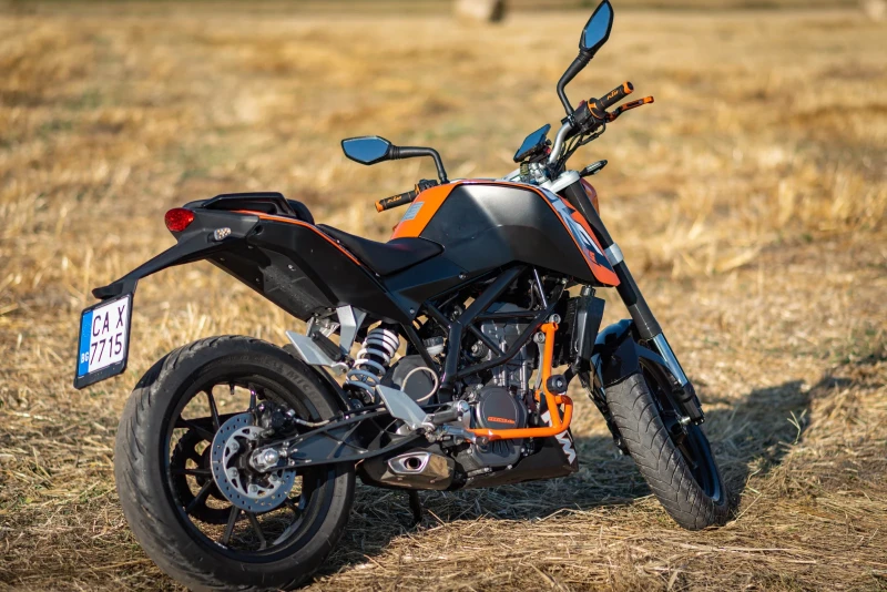 Ktm Duke 125, снимка 9 - Мотоциклети и мототехника - 47354884