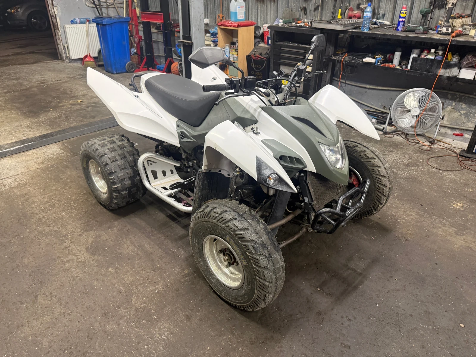 Aeon Cobra 320