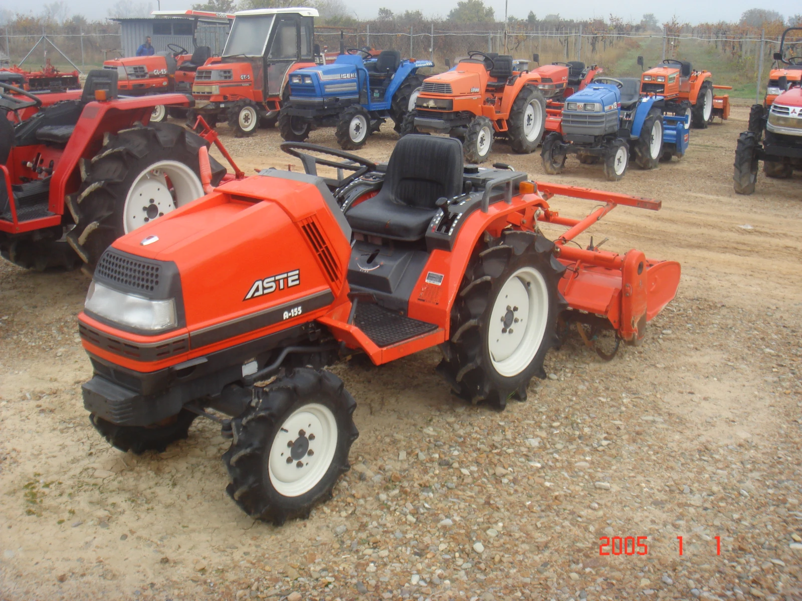 Трактор Kubota СКАЙТРАК, снимка 1