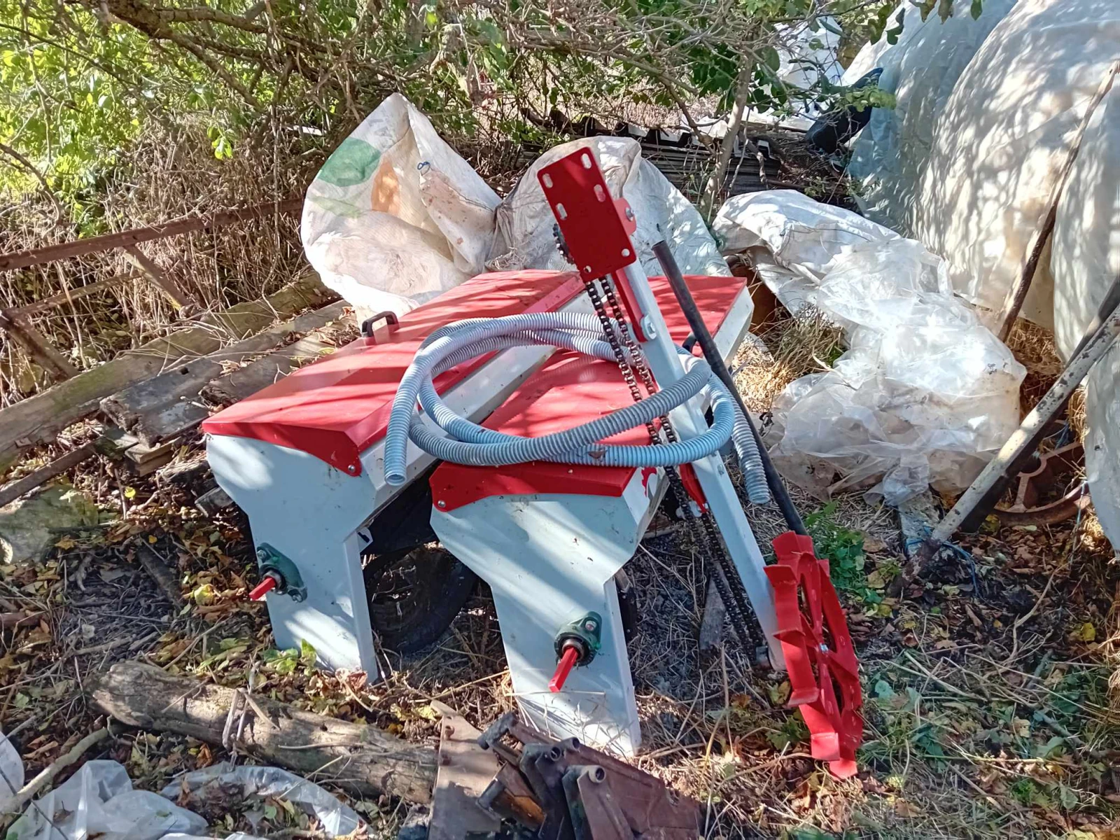 Друг вид Български КУТИИ ЗА ТОРОВНАСЯНЕ