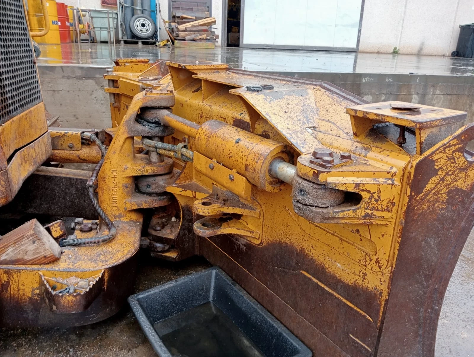 Булдозер Cat D6XL, снимка 2 - Индустриална техника - 54537867