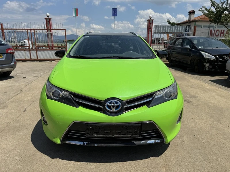 Toyota Auris 1.8, снимка 1 - Автомобили и джипове - 46086707