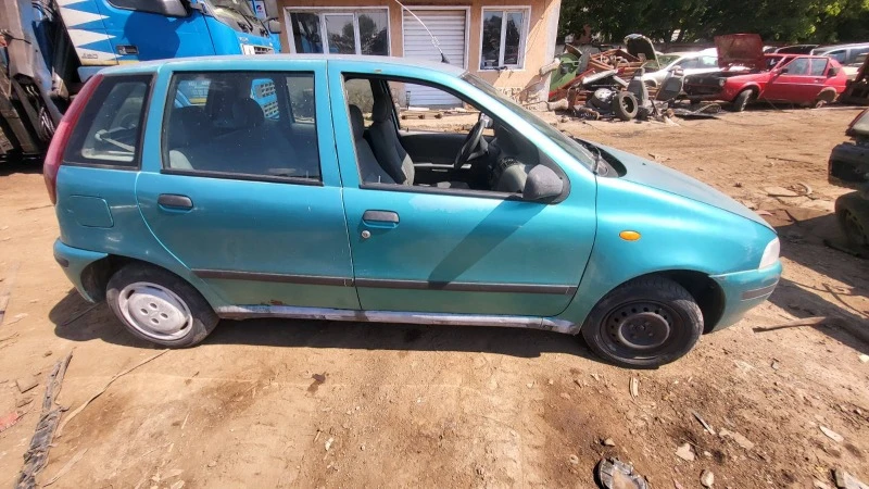 Fiat Punto, снимка 3 - Автомобили и джипове - 46775082