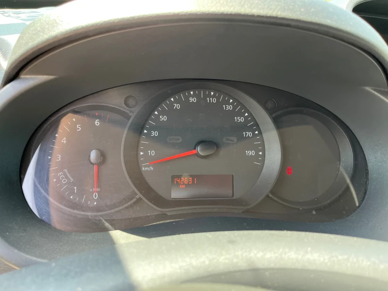 Renault Kangoo, снимка 3 - Автомобили и джипове - 48287718