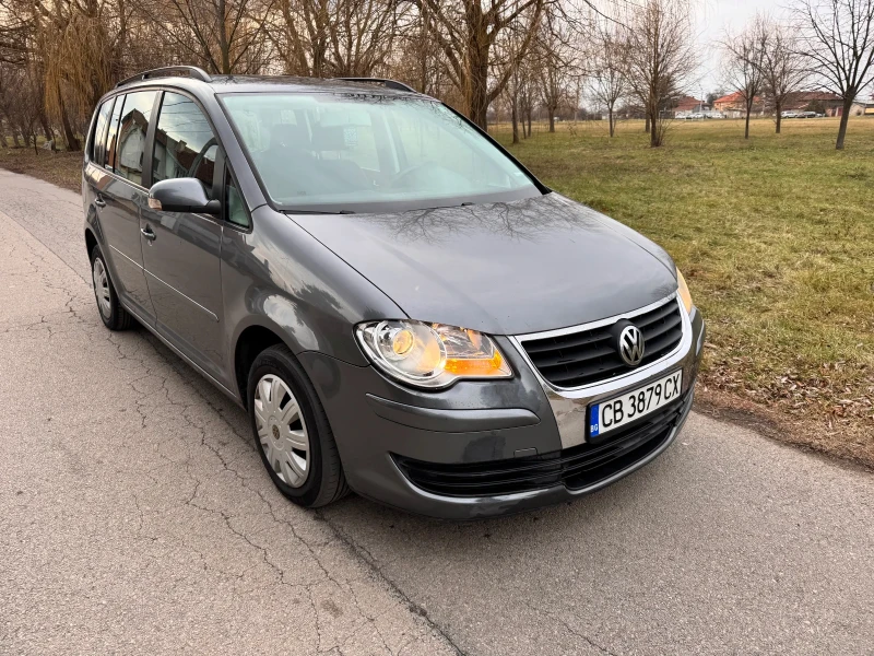 VW Touran 2.0TDI 7 места BMM мотор Facelift нов Съединител, снимка 1 - Автомобили и джипове - 48349971