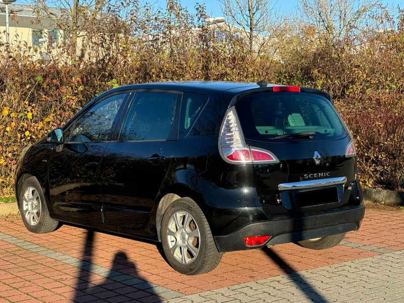 Renault Scenic, снимка 4 - Автомобили и джипове - 48378463