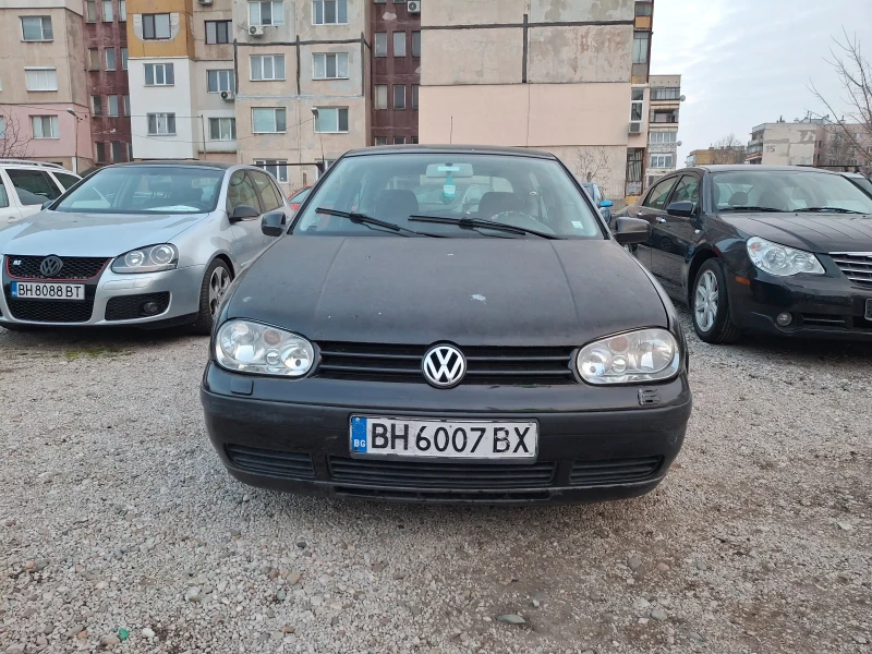 VW Golf, снимка 1 - Автомобили и джипове - 49241995