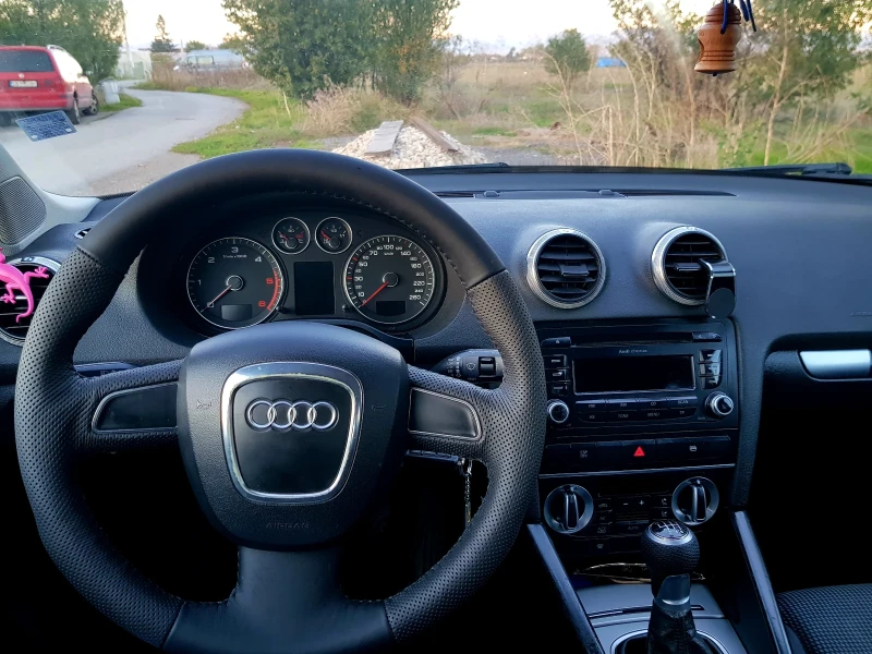 Audi A3 Sportback 2.0 TDI 140 ks, снимка 5 - Автомобили и джипове - 49352293