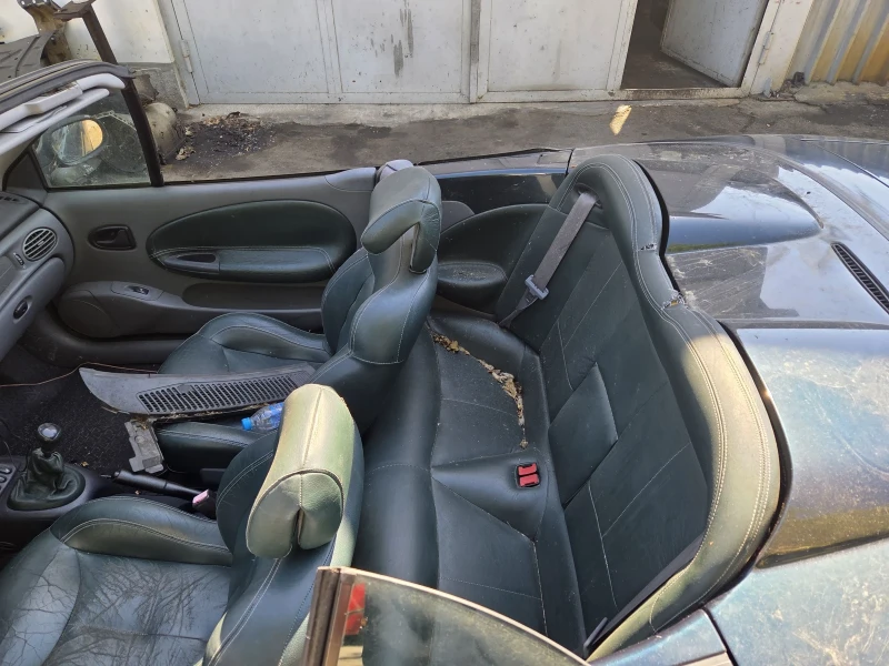 Renault Megane 1.6 16V 109к.с., снимка 9 - Автомобили и джипове - 50405548