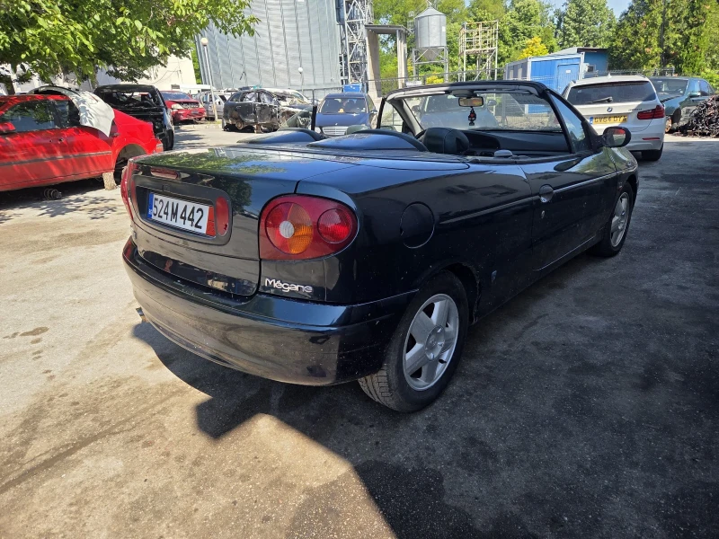 Renault Megane 1.6 16V 109к.с., снимка 5 - Автомобили и джипове - 50405548