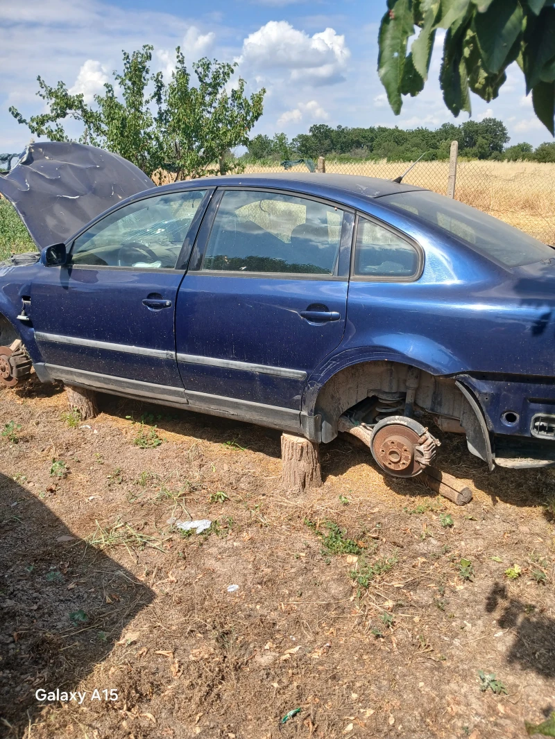VW Passat 1.9, снимка 5 - Автомобили и джипове - 52296767
