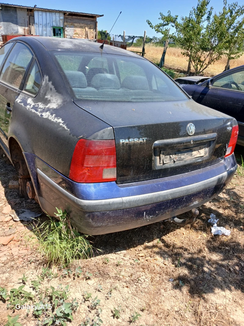 VW Passat 1.9, снимка 4 - Автомобили и джипове - 52296767